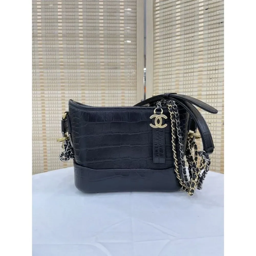 CHANEL brand color